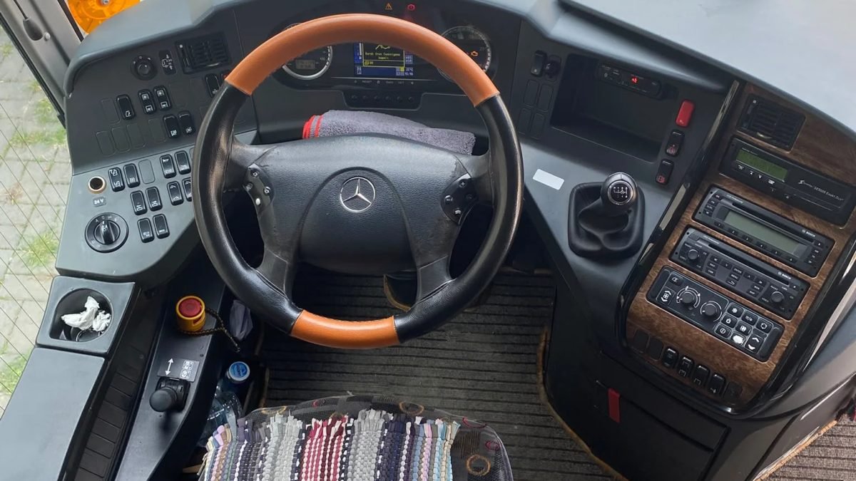 Mercedes-Benz Travego sürücü kabini