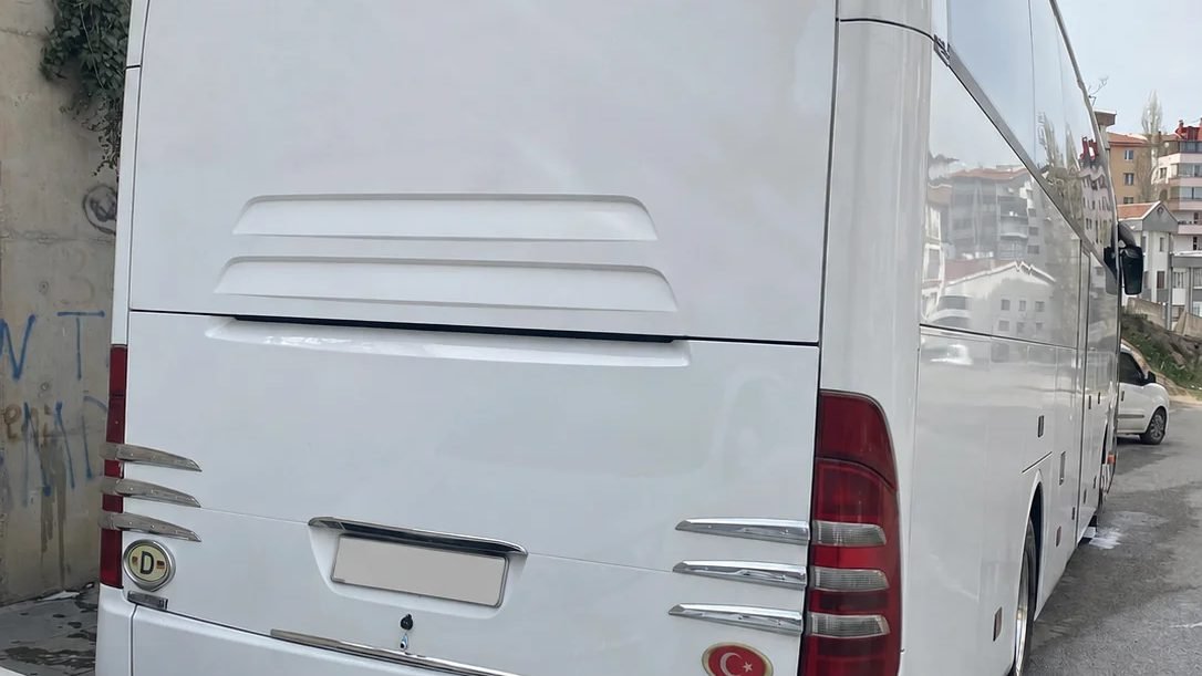 Mercedes-Benz Travego otobüs arka görünüm
